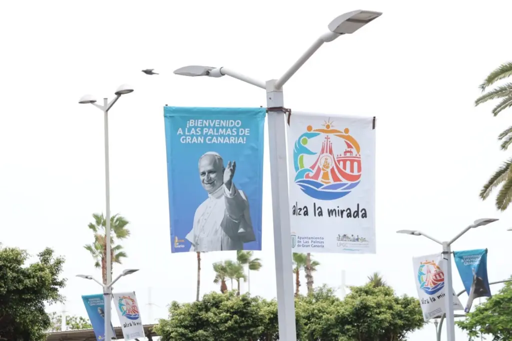 La alcaldesa dicta un bando con motivo de la visita del Papa León XIV a Las Palmas de Gran Canaria