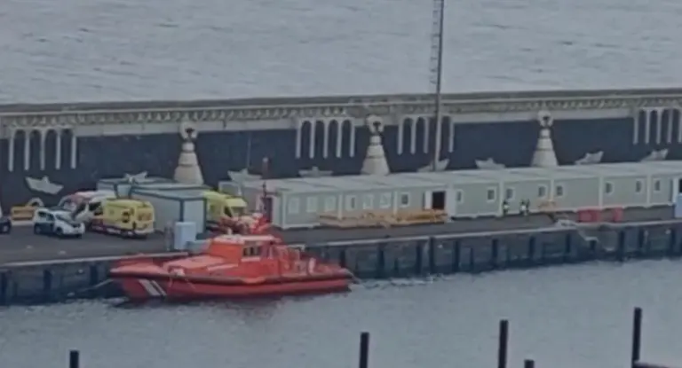 Llega a El Hierro un cayuco con 119 personas, entre ellas 4 menores