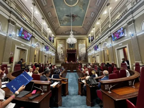 EN DIRECTO | Asián niega que Canarias haga un plan de ajuste por incumplir la regla de gasto