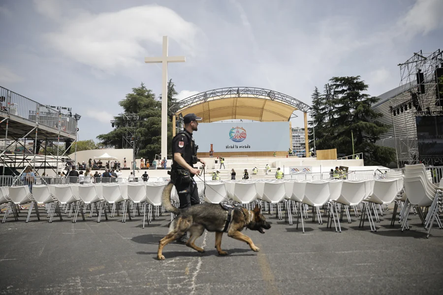 Policía Nacional visita papa Madrid