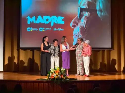 César Toledo: «‘Madre’ es una oportunidad para conocer a una generación de mujeres que hizo posible la Canarias de hoy»