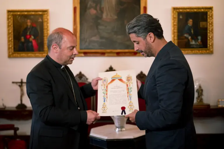 El Archivo Municipal de La Laguna custodiará el documento firmado por León XIV que da fe de su visita