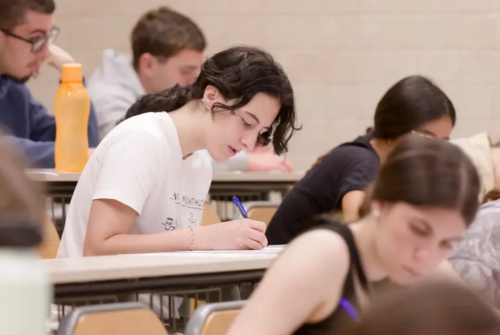 Estudiantes en la PAU 2026. Imagen cedida por la ULL