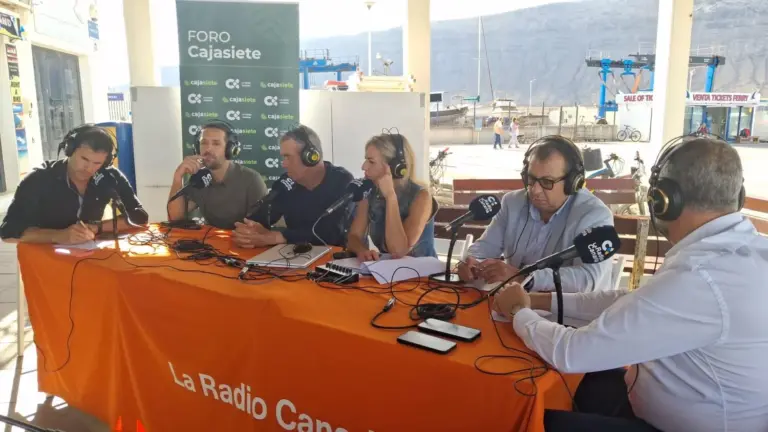 El sector pesquero reclama menos burocracia y más apoyo para garantizar el futuro de la pesca en Canarias