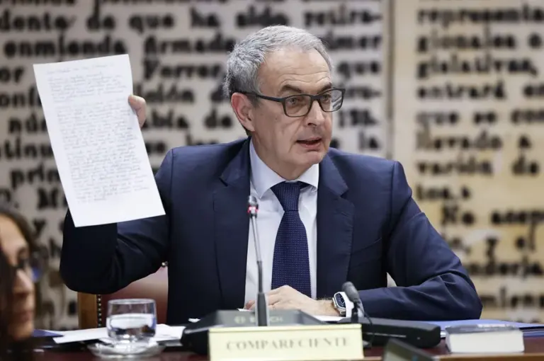 El juez rechaza la petición de Zapatero para no declarar este miércoles sobre las joyas