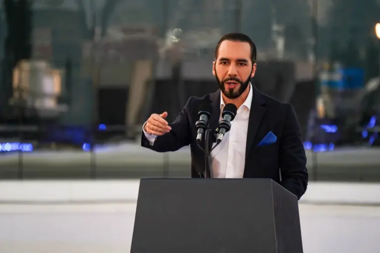 El presidente Bukele se solidariza con Venezuela por fuertes sismos y envía oraciones