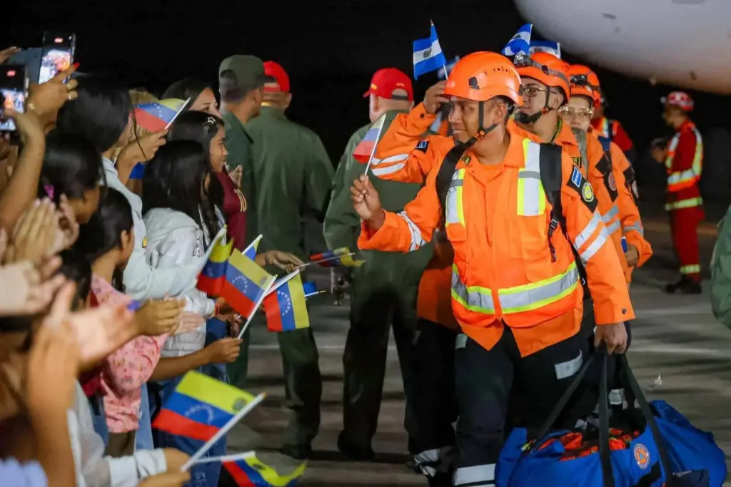 Equipos de El Salvador llegan a Venezuela. Imagen Gobierno de Venezuela