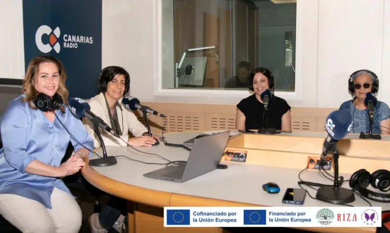 ‘Mujeres sin Fronteras’ en ‘El Alpende’