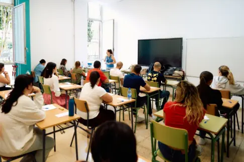 Más de 8.000 personas aspiran este sábado a una de las 955 plazas de docentes en Canarias