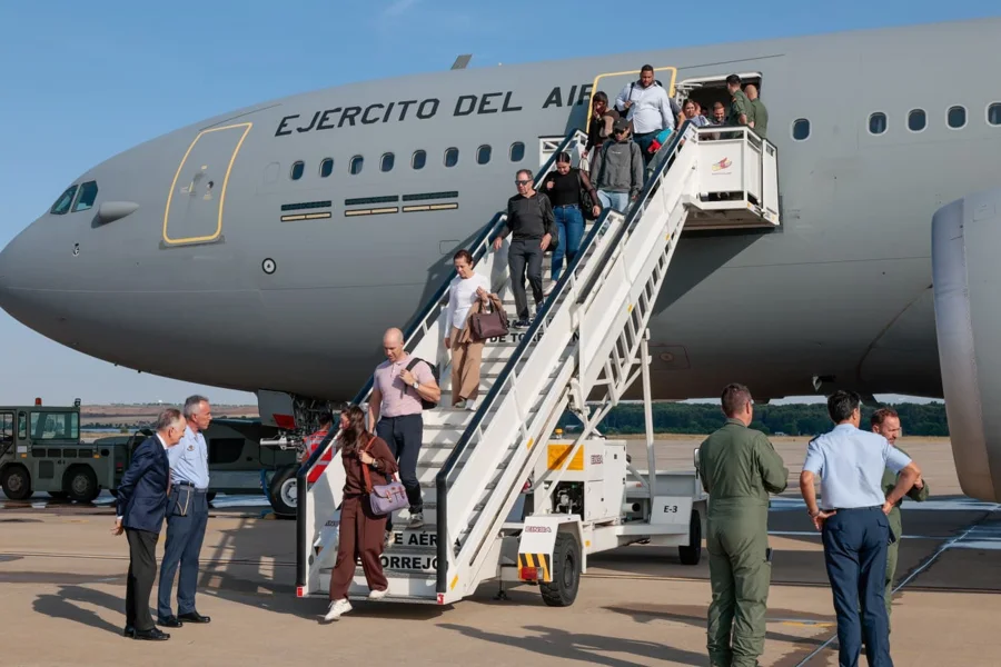 El avión A330 del Ejército del Aire que partió el pasado jueves a Venezuela para colaborar en la emergencia del terremoto que ha dejadomiles de muertos. EFE/ Cuenta De X Del Ministerio De Defensa 