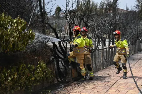 Canarias exige reiniciar el decreto de riesgos laborales de los bomberos