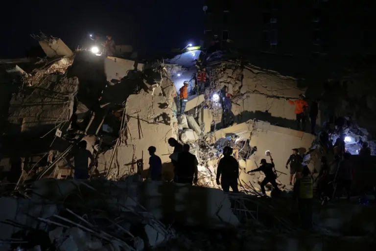 Las calles, el refugio de miles caraqueños tras los terremotos que sacudieron a Venezuela