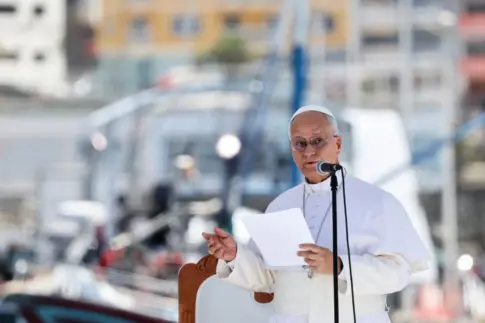 León XIV a Europa: «No se puede hablar de dignidad y dejar que los mares sean cementerios»