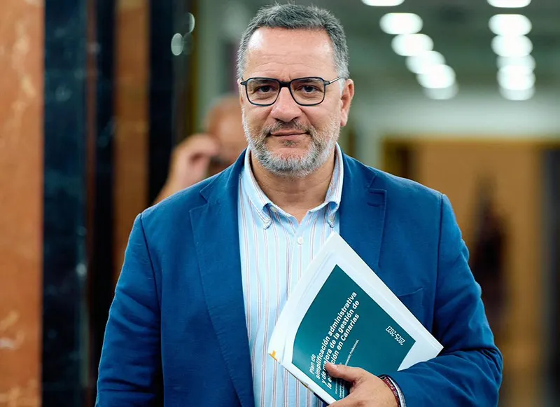 Poli Suárez, actual consejero de Educación del Gobierno de Canarias y candidato a la Alcaldía de LPGC en 2027 por el Partido Popular.