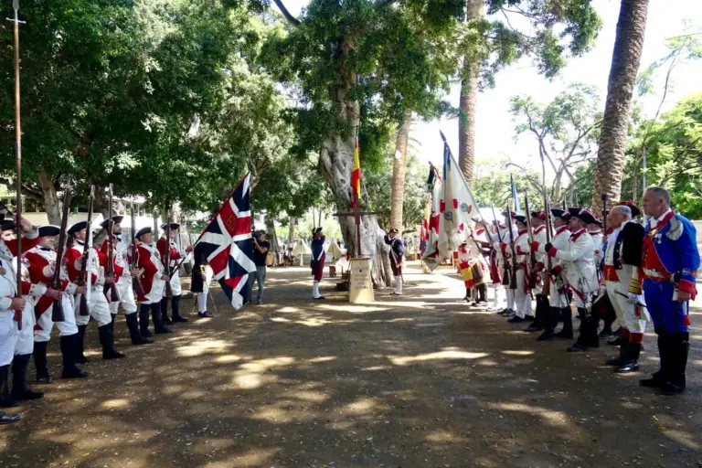 Santa Cruz revive el siglo XVII con el histórico campamento de la Gesta del 25 de Julio
