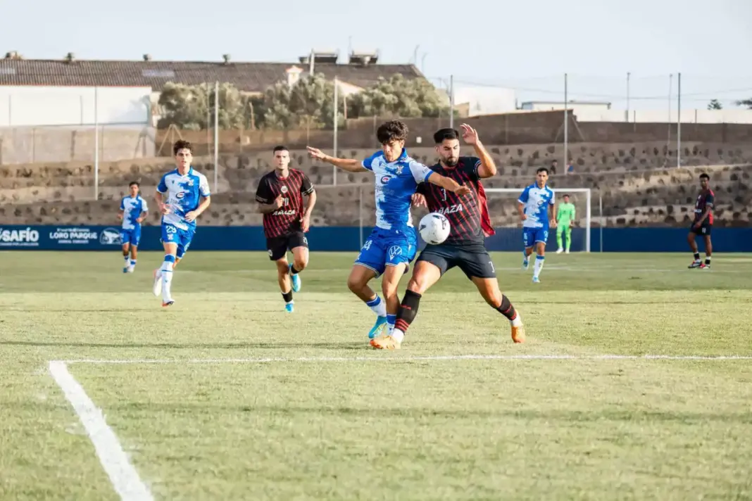 2 - 0 | El CD Tenerife vence a la UD Añaza en un nuevo encuentro de pretemporada