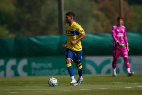 3 – 2 | La UD Las Palmas logra una gran remontada ante el Leiría