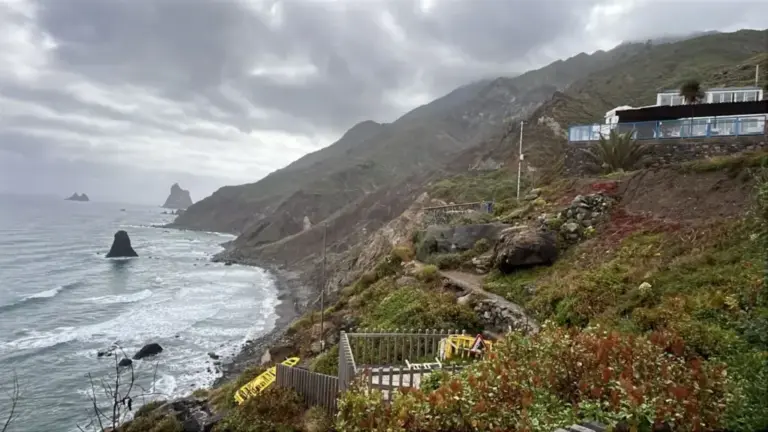 Piden que se desbloquee la rehabilitación de la playa de Benijo, cerrada hace 2 años