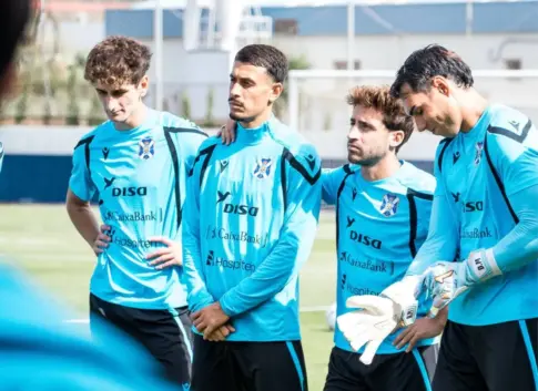 El CD Tenerife y el Getafe se citan en el Trofeo Ciudad de Santa Cruz, en directo por Televisión Canaria
