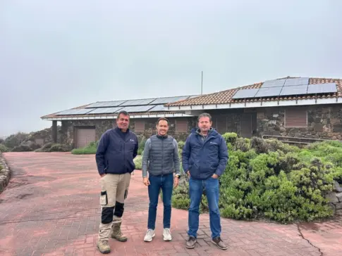 Transición Ecológica instala sistemas de autoconsumo en el Parque Nacional del Teide