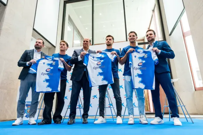 Pečar, Krdžalić y Jesús Álvarez muestran su ambición en su presentación como blanquiazules