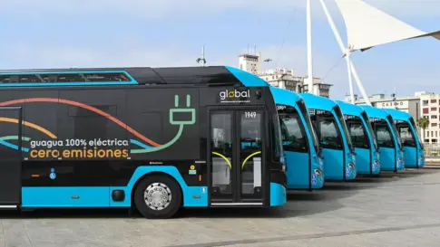 Global incorpora 6 nuevas guaguas interurbanas y su primera eléctrica