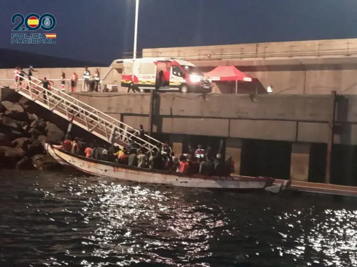 La Policía Nacional detiene a un patrón de embarcación por un delito de favorecimiento a la inmigración irregular