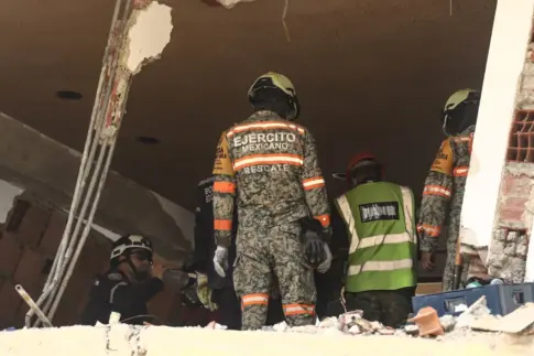 Aumentan a 3.889 los fallecidos por los terremotos en Venezuela