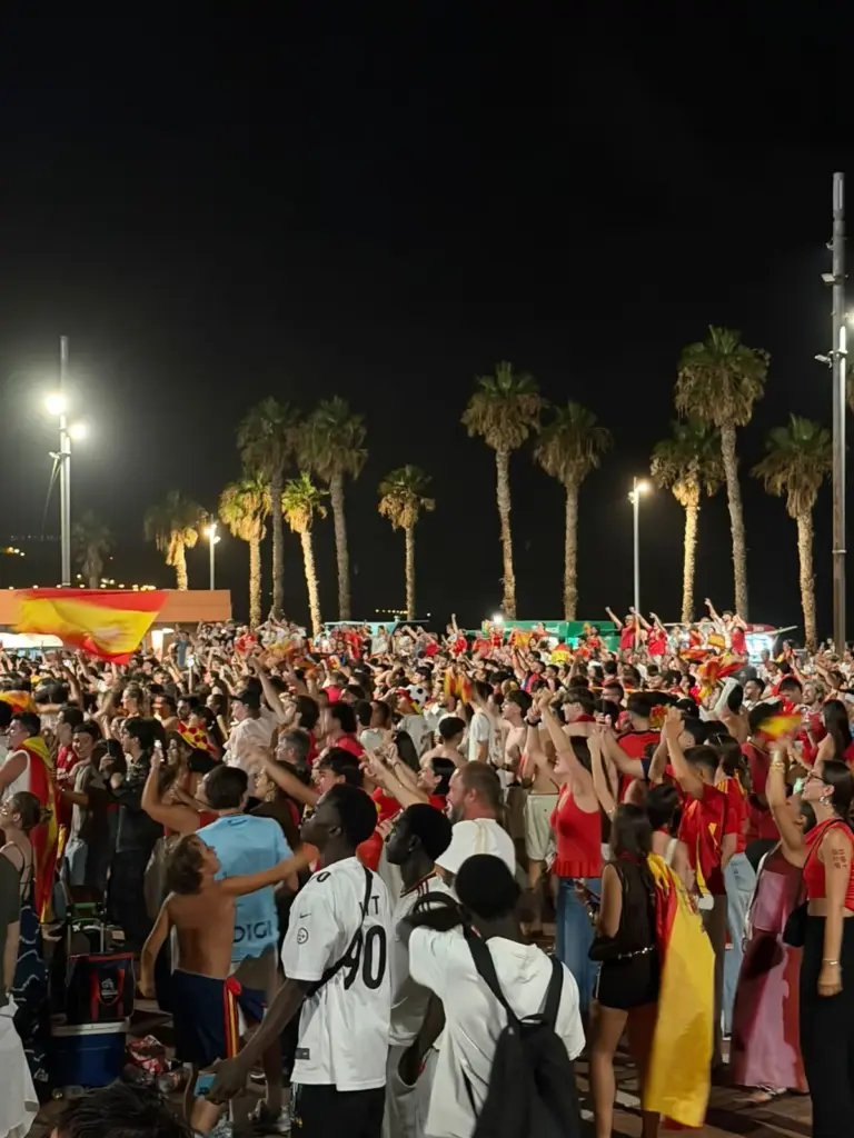 Celebración del mundial en la Plaza de la Música