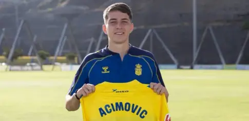 Acimovic: «Me gusta finalizar las jugadas de ataque con asistencias y goles»