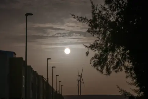 Calima y temperaturas de hasta 39 grados este viernes en Canarias