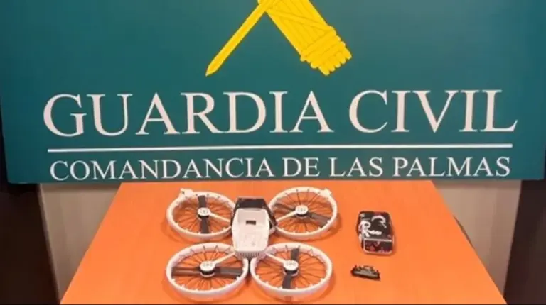 Un dron en el aeropuerto de Gran Canaria obliga a interrumpir la actividad