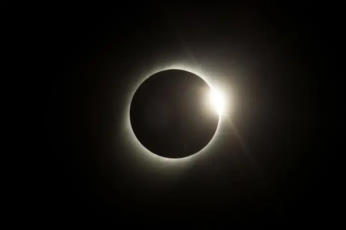 España inicia la cuenta atrás para el histórico eclipse solar total del 12 de agosto