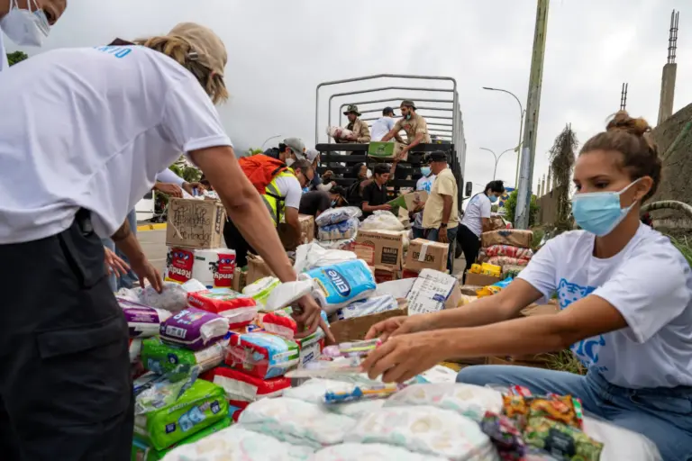 Canarias refuerza su colaboración con entidades financieras para garantizar las ayudas a los canarios en Venezuela