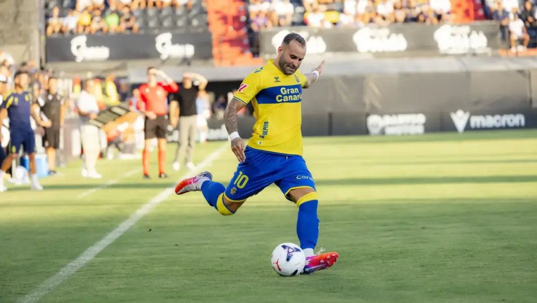 La UD Las Palmas gana en su visita al AD Ceuta CF