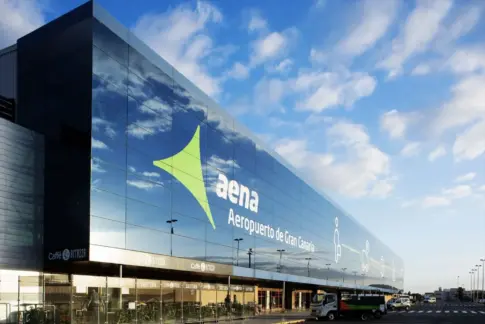 Detenido en el aeropuerto de Gran Canaria un viajero con casi ocho kilos de marihuana