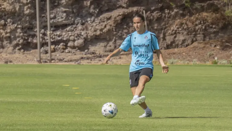 Ari Mingueza: “Debutar ante el FC Barcelona es muy ilusionante”