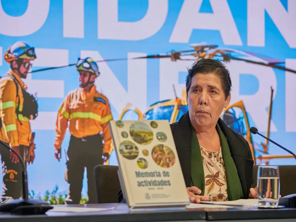 La consejera de Medio Natural, Sostenibilidad, Seguridad y Emergencias, Blanca Pérez. Imagen Cabildo de Tenerife