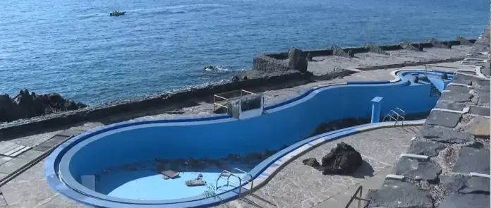 Las piscinas públicas de Canarias enfrentan cierres por la Ley de Costas