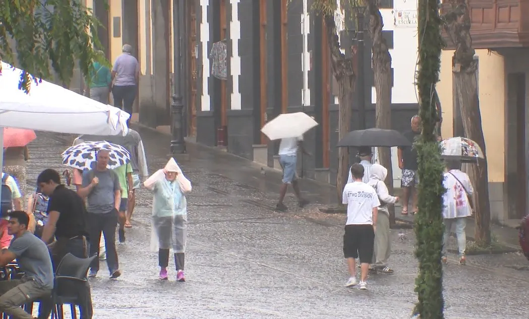 La lluvia sorprende a Canarias en pleno mes de agosto