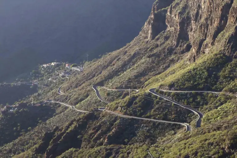 El Cabildo de Tenerife modulará el acceso del transporte colectivo a Masca durante las alertas por riesgo de incendio
