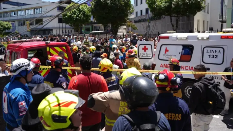 Clavijo muestra la solidaridad de Canarias con las víctimas del terremoto de Colombia