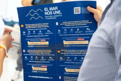 Lanzarote lanza una campaña en cinco idiomas para prevenir ahogamientos y accidentes en la costa
