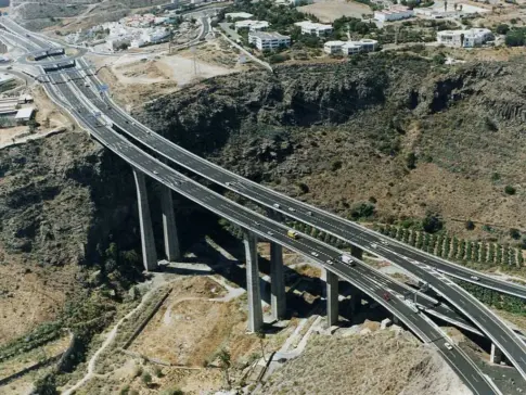 Cortada desde el domingo la GC-3 en sentido norte para impermeabilizar el Guiniguada