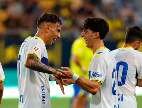 La UD Las Palmas conquista su segundo Trofeo Ramón de Carranza