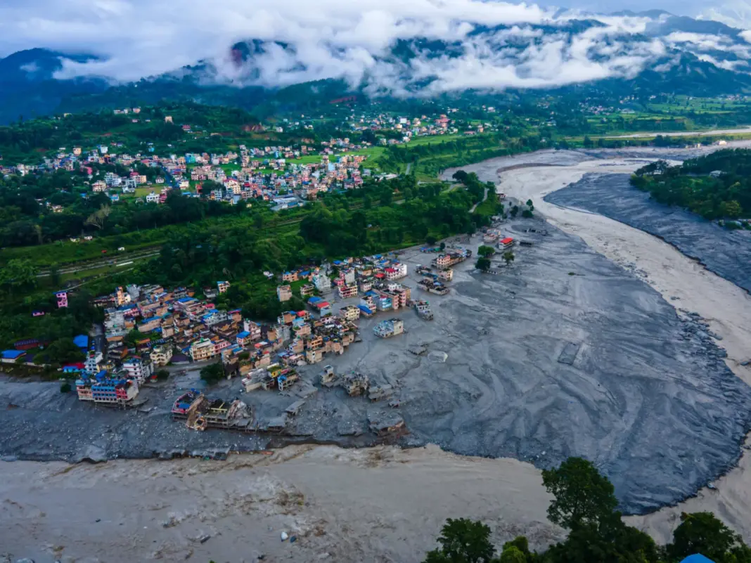 La Junta de Turismo de Nepal, en su última actualización de este domingo por la tarde, incluye a los tres españoles en una lista de "localizados y en contacto"
