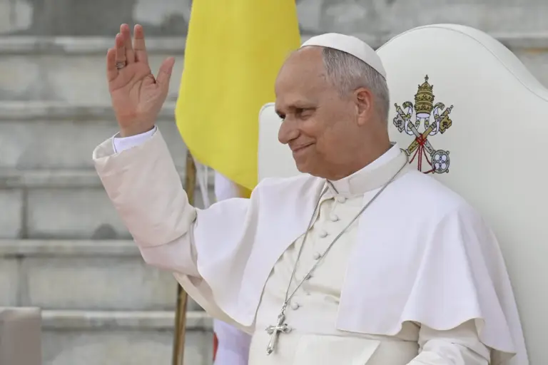 El Papa pide soluciones de paz y justicia ante la «alarmante situación» en Ceuta