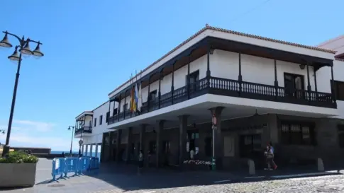 Ayuntamiento de Puerto de la Cruz se persona como acusación contra exalcalde por vertidos