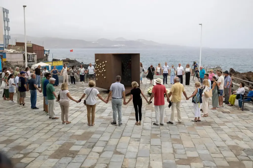 Conmemoración del accidente de Spanair en Las Palmas de Gran Canaria. Imagen de recurso EFE