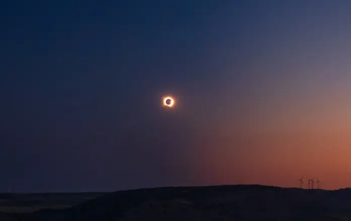 Eclipse solar total del 12 de agosto. Imagen del perfil de la red social 'X' del Consejo Superior de Investigaciones Científicas (CSIC)